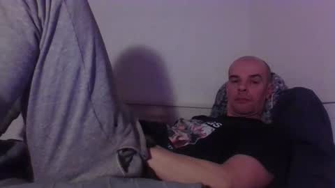 Snapshot of yewloo chatting on February 14, 6:59 pm yewloo online show from February 14, 6:59 pm