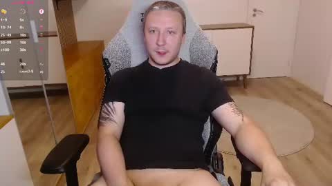 Snapshot of yhdxhy chatting on July 17, 11:09 pm James online show from July 17, 11:09 pm