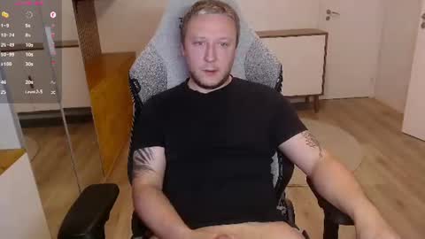Snapshot of yhdxhy chatting on July 27, 11:23 pm James online show from July 27, 11:23 pm