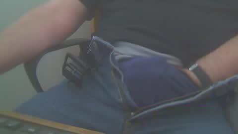 yigalb_ online show from December 2, 7:14 am