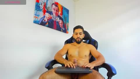 Snapshot of yiyo10_ chatting on July 21, 9:50 pm Yiyo online show from July 21, 9:50 pm