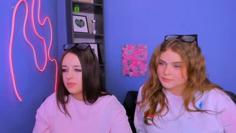 Snapshot of ylia_fress chatting on April 1, 9:10 am Ylia online show from April 1, 9:10 am