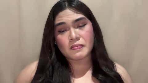 Snapshot of yllanahard chatting on December 20, 5:18 pm yllana love online show from December 20, 5:18 pm