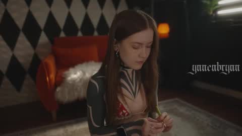 ynnenbrynn online show from March 7, 7:16 am