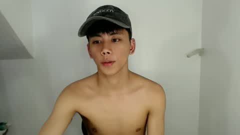 ynotyu online show from February 2, 10:41 pm