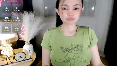 Snapshot of yogirl_abby chatting on July 10, 12:04 am Hi i am Abby i am Filipina Aussie youve ever wanted to meet NOT INTO CHEAP GUY online show from July 10, 12:04 am