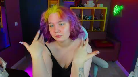 Yoki online show from March 6, 8:37 pm