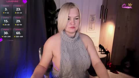 Snapshot of yolanda_kiss chatting on April 20, 8:10 pm Yolanda online show from April 20, 8:10 pm