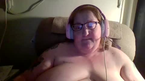 Snapshot of yomoopy chatting on January 28, 7:43 am yomoopy online show from January 28, 7:43 am