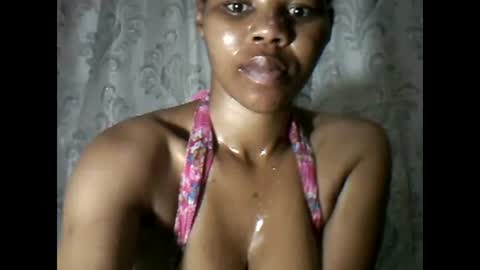 amazingkellyxx online show from March 11, 1:37 am