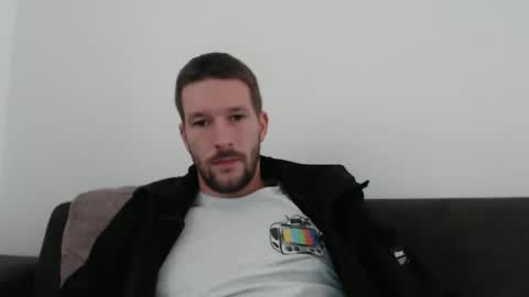 yone23 online show from October 12, 10:14 am