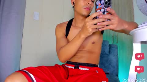 Snapshot of yonier_maru chatting on February 22, 8:31 pm yonier_maru online show from February 22, 8:31 pm