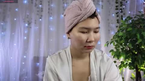 i am Yoon online show from October 18, 7:53 am