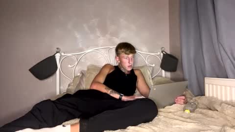 Snapshot of yorkshirelad208 chatting on January 10, 8:59 pm Harrison online show from January 10, 8:59 pm