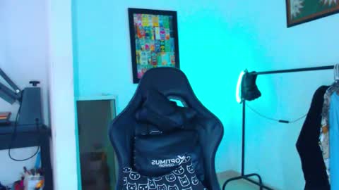 Enzo online show from March 1, 2:19 pm