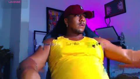 Snapshot of yosoy_enzo2020 chatting on April 27, 4:54 am Enzo online show from April 27, 4:54 am