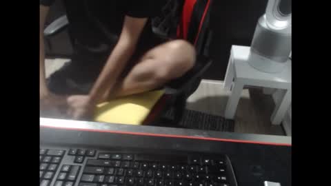 Snapshot of you_are_what_i_need chatting on March 1, 1:13 pm you_are_what_i_need online show from March 1, 1:13 pm