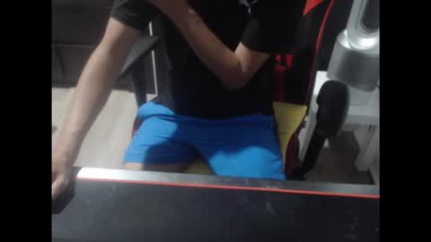 Snapshot of you_are_what_i_need chatting on March 3, 1:17 pm you_are_what_i_need online show from March 3, 1:17 pm