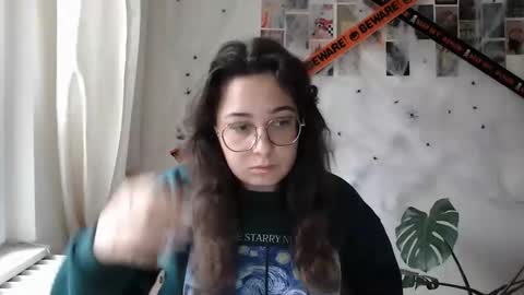 Aurora online show from September 26, 10:08 am