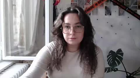 Aurora online show from September 28, 2:00 pm