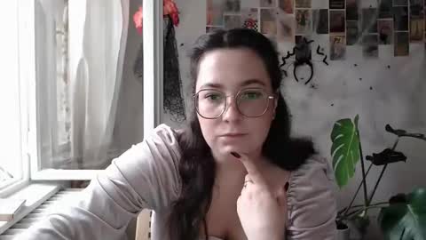 Aurora online show from October 17, 10:07 am