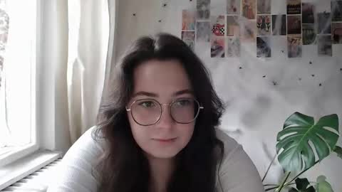 Aurora online show from November 18, 12:09 pm