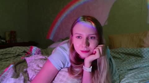 Snapshot of you_cant_forget chatting on October 13, 4:34 am you_cant_forget online show from October 13, 4:34 am