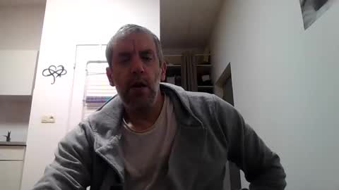 Snapshot of youdeservit chatting on March 11, 3:05 am CrayZio online show from March 11, 3:05 am