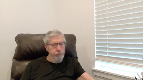 Snapshot of yougogirl_3 chatting on June 13, 12:03 pm Colorado Guy Straight online show from June 13, 12:03 pm