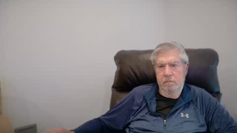 Snapshot of yougogirl_3 chatting on June 23, 12:47 pm Colorado Guy Straight online show from June 23, 12:47 pm