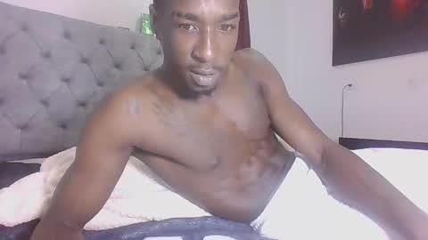 Snapshot of youn_king chatting on December 12, 11:58 pm ALEX online show from December 12, 11:58 pm