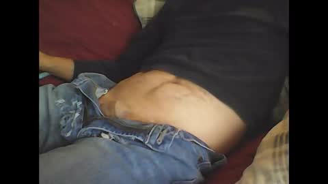 Snapshot of youneverknowimight2 chatting on January 1, 4:29 pm kindahorny online show from January 1, 4:29 pm