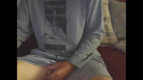 Snapshot of youneverknowimight2 chatting on October 17, 10:34 pm kindahorny online show from October 17, 10:34 pm