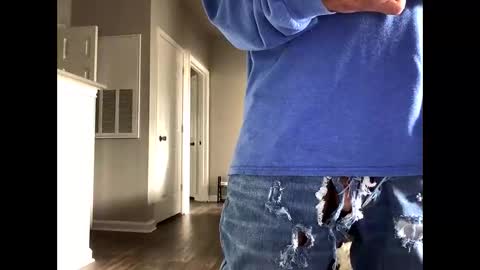 Snapshot of youneverknowimight2 chatting on October 21, 5:35 pm kindahorny online show from October 21, 5:35 pm