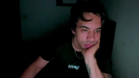 Snapshot of youonlyliveoncesc chatting on July 21, 12:57 am youonlyliveoncesc online show from July 21, 12:57 am