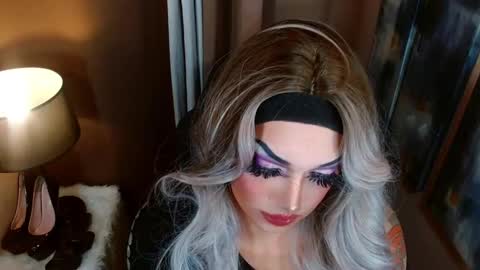 Snapshot of your1truequeen chatting on February 20, 7:03 pm QUEEN MADISON online show from February 20, 7:03 pm