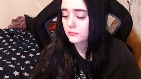 your_8a8y online show from March 12, 2:23 pm