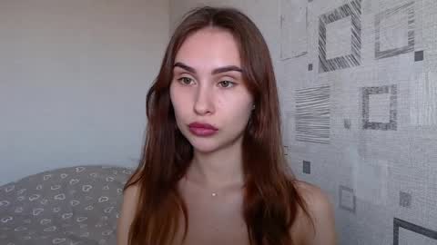 Snapshot of your_ameliaa chatting on April 5, 10:45 am Amelia online show from April 5, 10:45 am