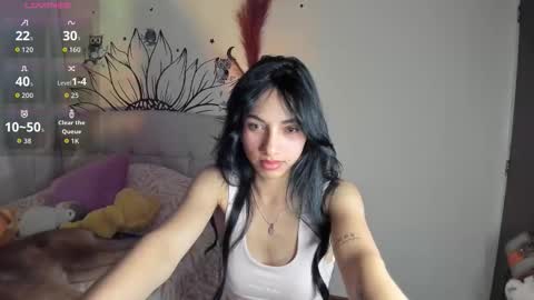 mia3 online show from October 6, 3:37 am