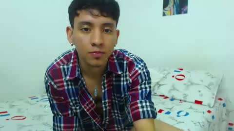 Snapshot of your_boy_hot chatting on April 21, 2:23 pm your boy online show from April 21, 2:23 pm