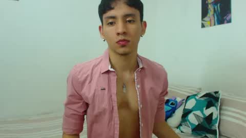 Snapshot of your_boy_hot chatting on July 29, 11:41 am your boy online show from July 29, 11:41 am