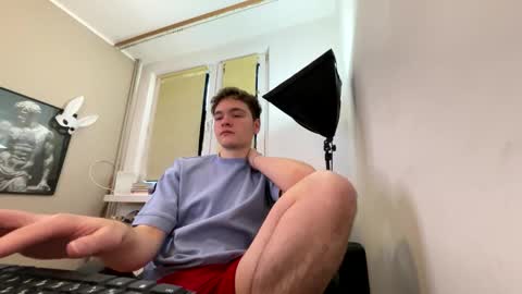 Snapshot of your_bunny123 chatting on January 9, 1:14 pm your_bunny123 online show from January 9, 1:14 pm