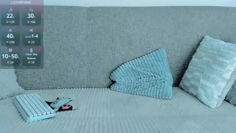 Lily online show from March 18, 5:43 am