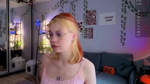 Snapshot of your_corvus chatting on April 23, 10:36 am your_corvus online show from April 23, 10:36 am