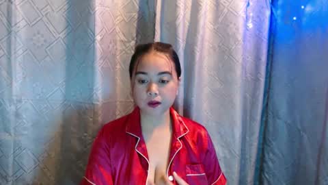 Snapshot of your_diane chatting on February 17, 8:58 pm Diane online show from February 17, 8:58 pm