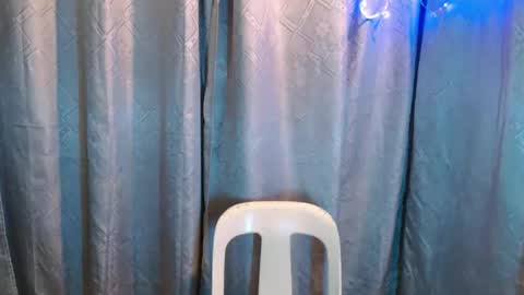 Snapshot of your_diane chatting on February 27, 2:32 pm Diane online show from February 27, 2:32 pm