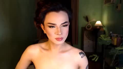 Snapshot of your_dimplecummer chatting on June 12, 6:18 pm CALL ME DIMPLE STAR xx online show from June 12, 6:18 pm