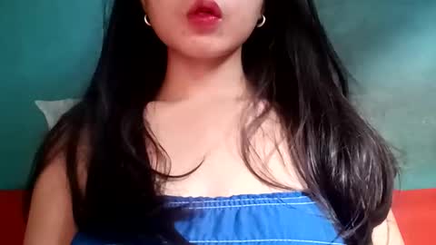 Snapshot of your_fantasy5 chatting on May 17, 7:50 am your_fantasy5 online show from May 17, 7:50 am