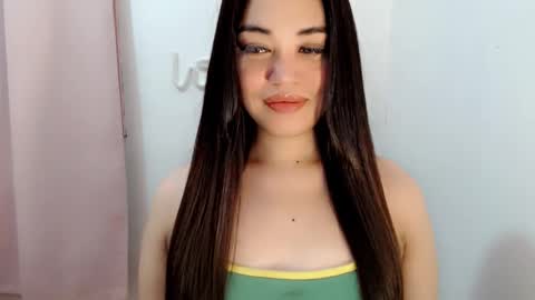 Snapshot of your_gwen22 chatting on May 3, 8:37 pm GWEN online show from May 3, 8:37 pm