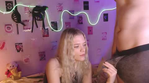 Snapshot of your_horny_friends chatting on October 9, 2:48 pm Your Horny Friends online show from October 9, 2:48 pm